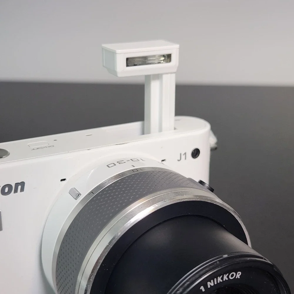 Nikon 1 J1 Digital Camera White w/ 10-30 & 30-110 Lens Hood 3 Batteries SD Card